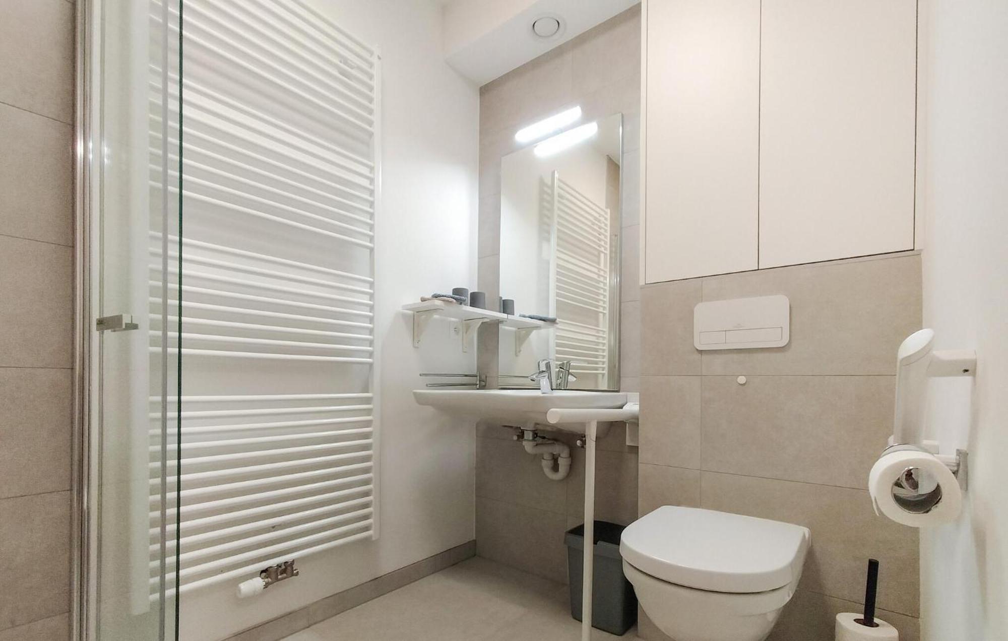 Appartement Gorgeous In With Wifi